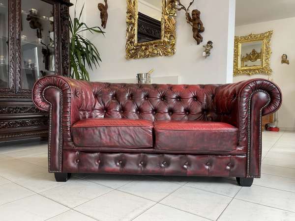 Englisches Chesterfield 2er Clubsofa Couch Oxblood RED A3171
