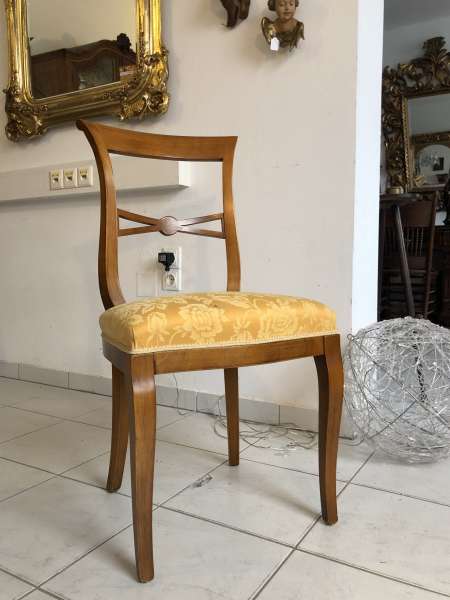 hübscher Stuhl Sessel Barockstil Brokatbezug Z1554