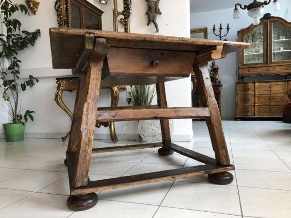 uriger Salzburger Schragltisch aus der Zeit um 1800 Rhöntisch X1810