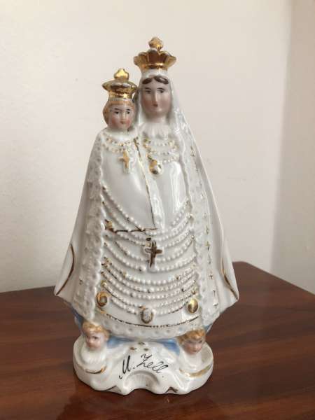Heiligenfigur Mutter Gottes mit Kind Porzellanfigur Mariazell Z1642