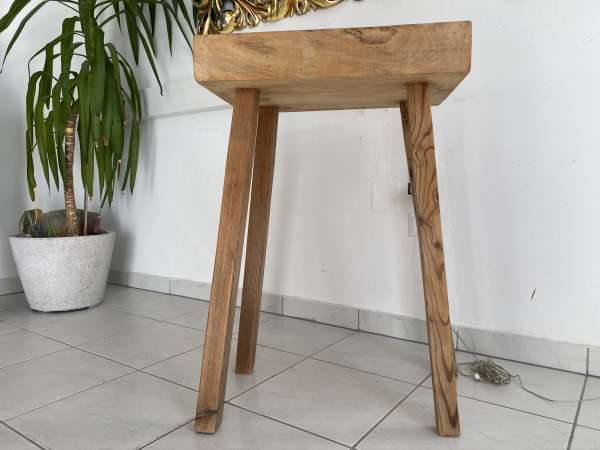 uriger Hacktisch Designer Tisch Bauerntisch Bauernmöbel E1971