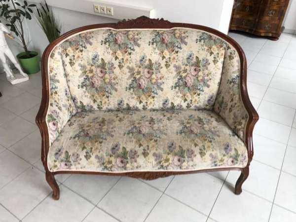 hübsches Sofa Couch Diwan Barockstil Stoffbezug W2053